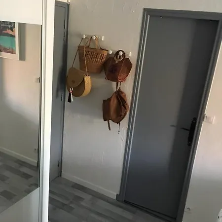 Apartamento T2 à 2 Minutes De La Plage *